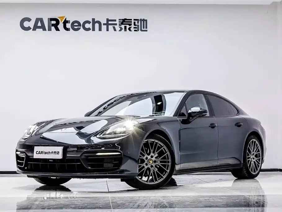 Porsche Panamera — фото 1