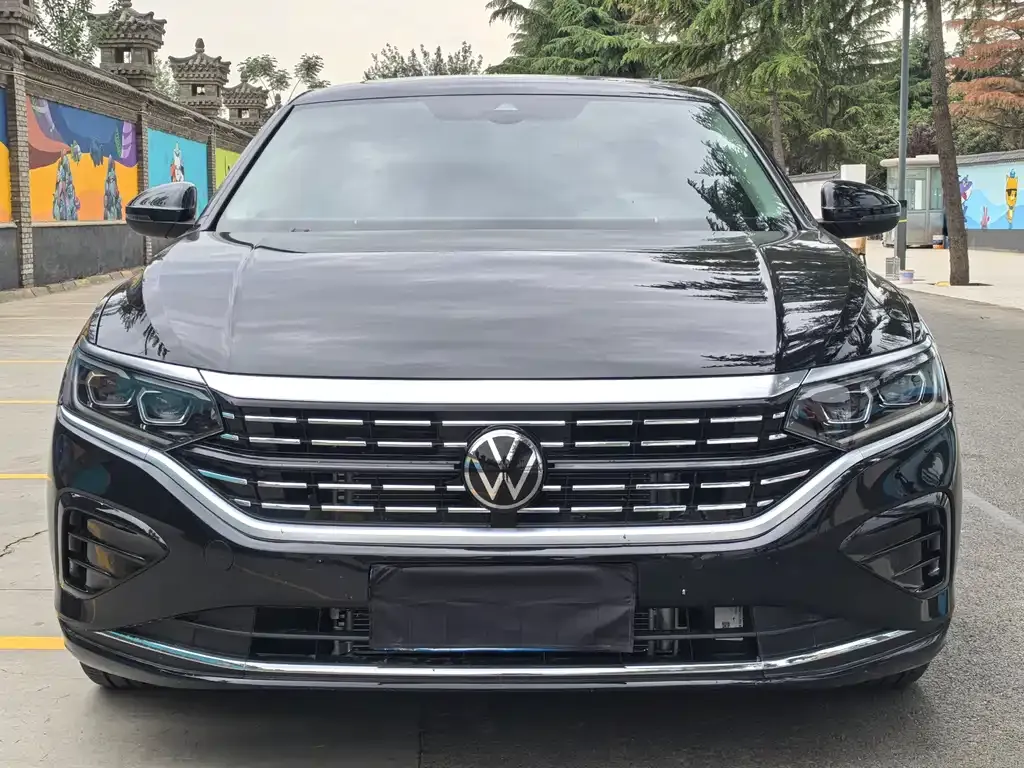 Volkswagen Passat — фото 7