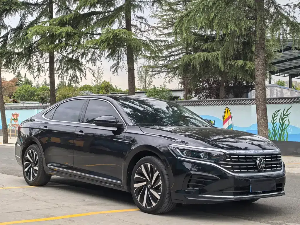 Volkswagen Passat — фото 9