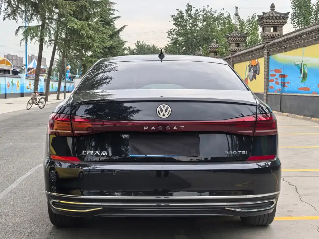 Volkswagen Passat — фото 4