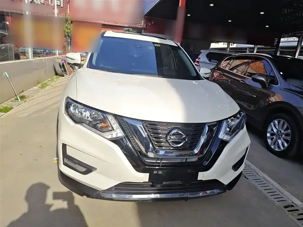 Nissan X-Trail — фото 2