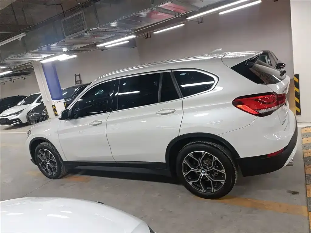 BMW X1 — фото 4