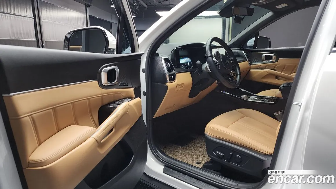 Kia Sorento — фото 10