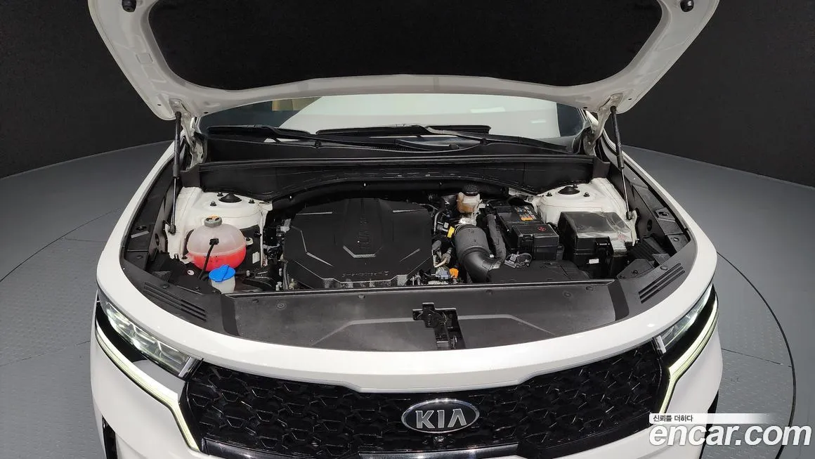 Kia Sorento — фото 6