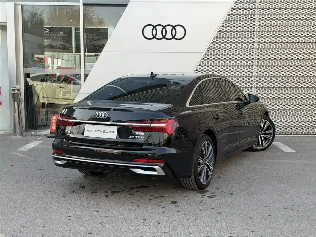 Audi A6L — фото 3