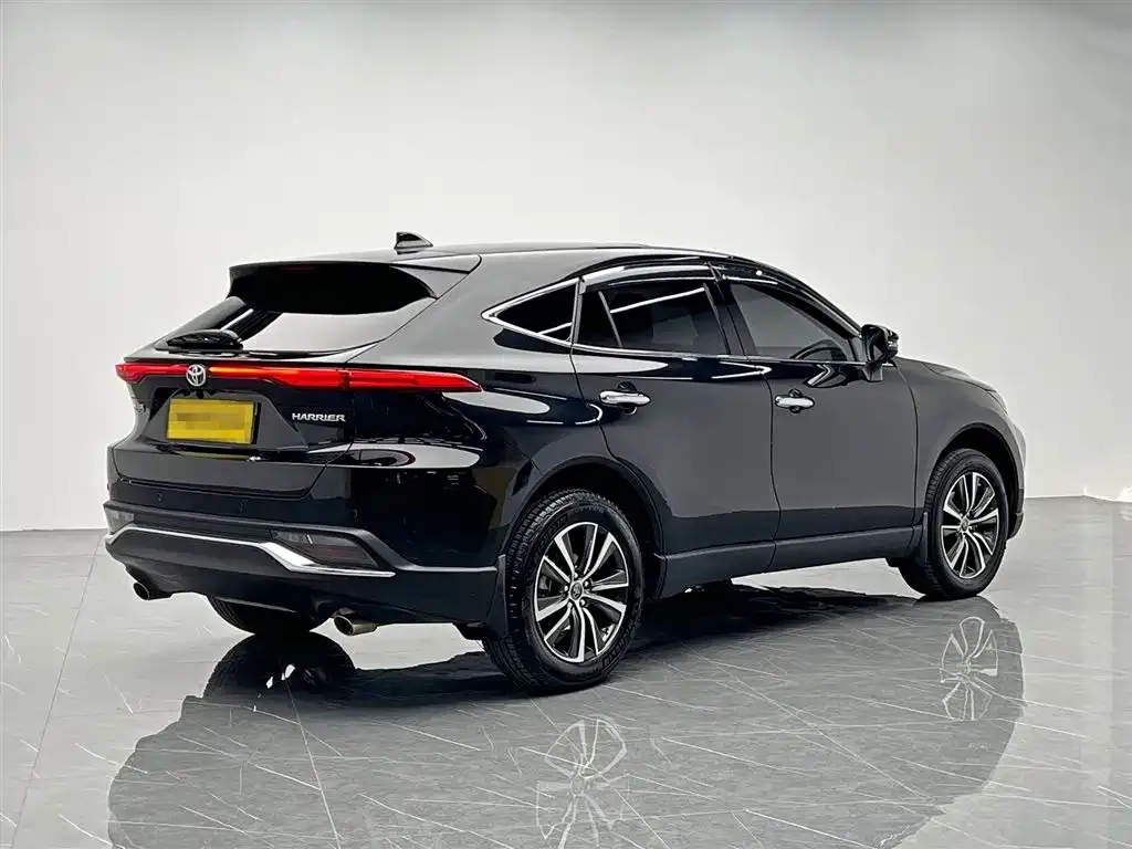 Toyota Harrier — фото 6