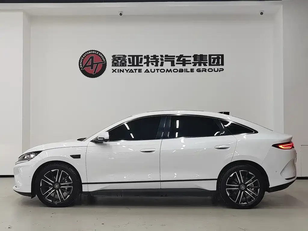 BYD Qin L — фото 2