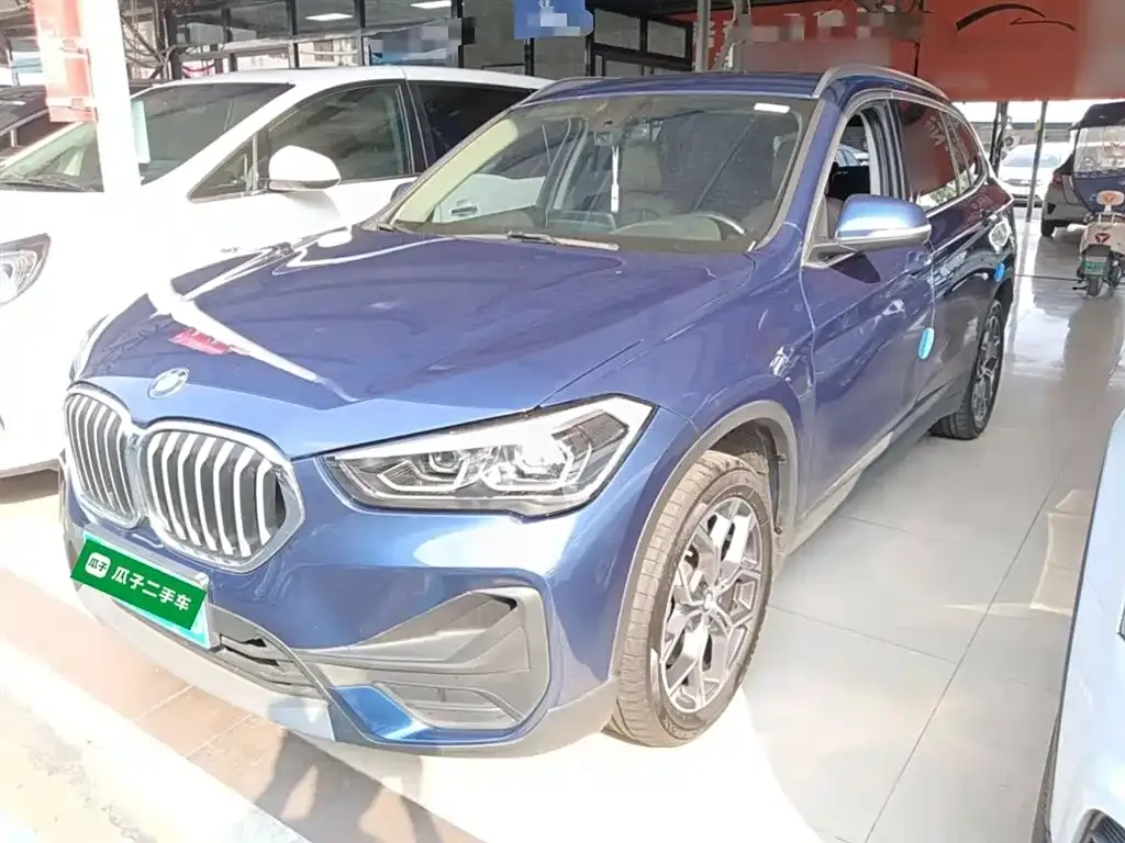 BMW X1 — фото 1