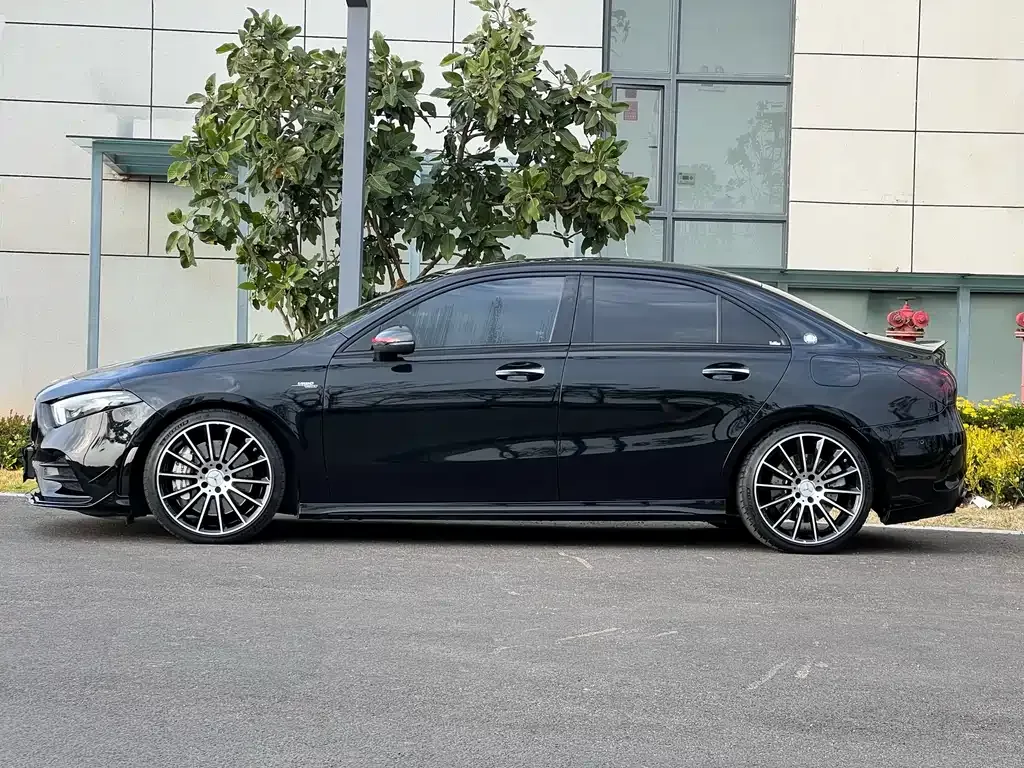 Mercedes-Benz A-Class AMG — фото 4