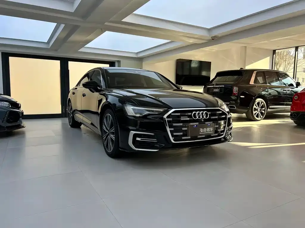 Audi A6L — фото 2