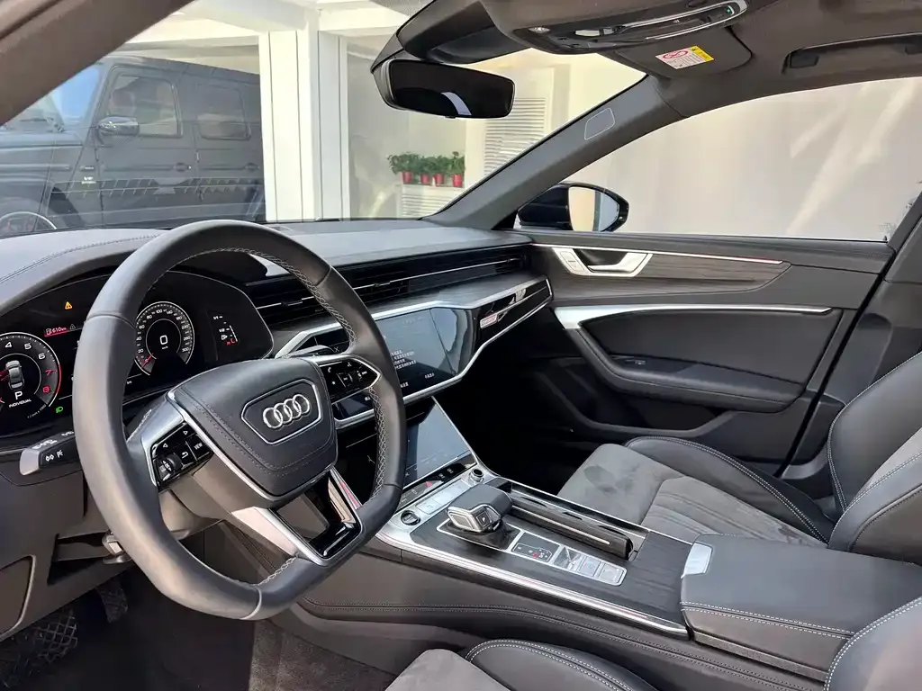 Audi A6L — фото 4