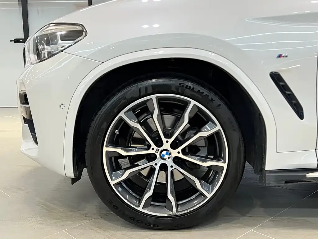 BMW X3 — фото 10