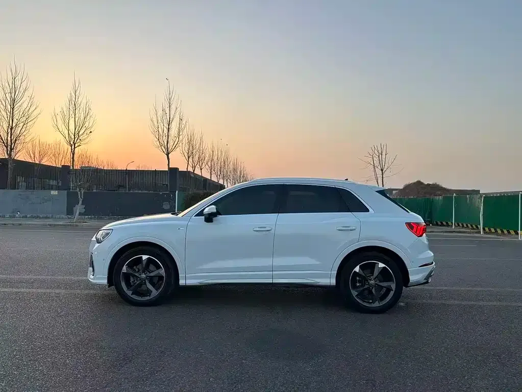 Audi Q3 — фото 3