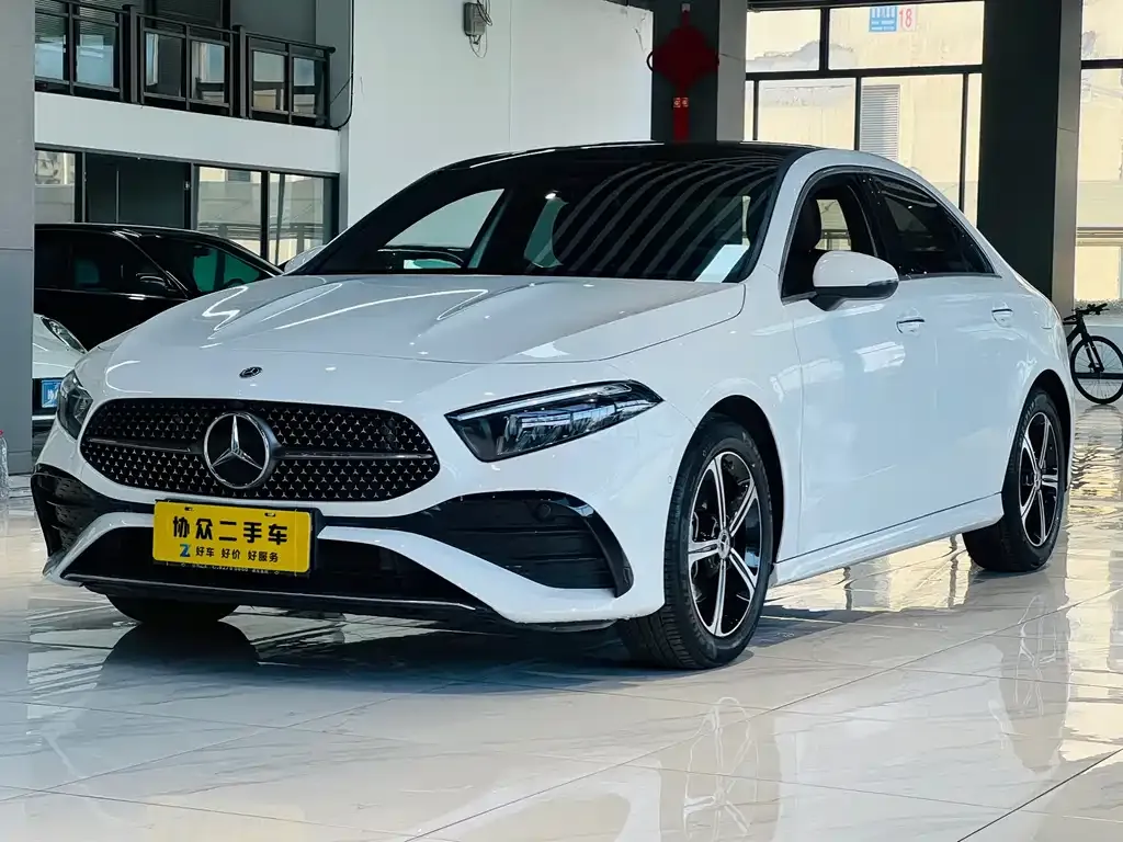 Mercedes-Benz A-Class — фото 1