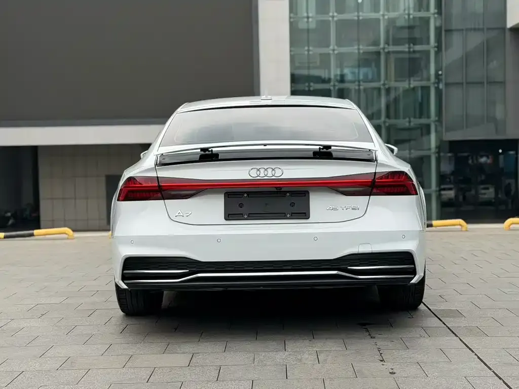 Audi A7 — фото 6