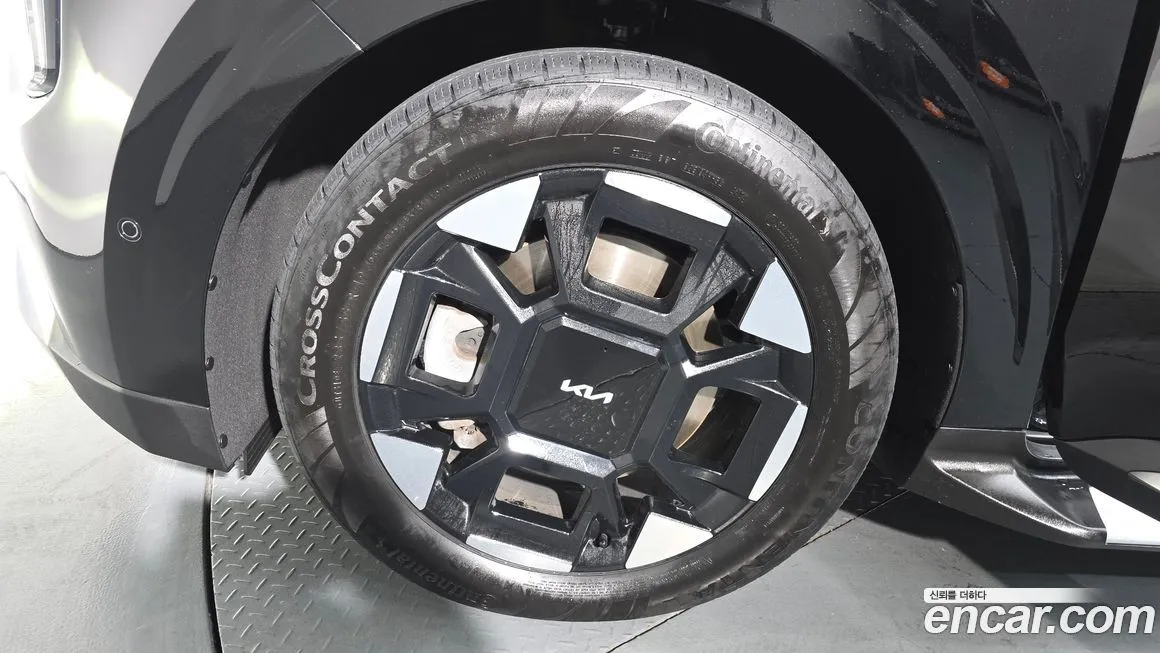 Kia Carnival — фото 10
