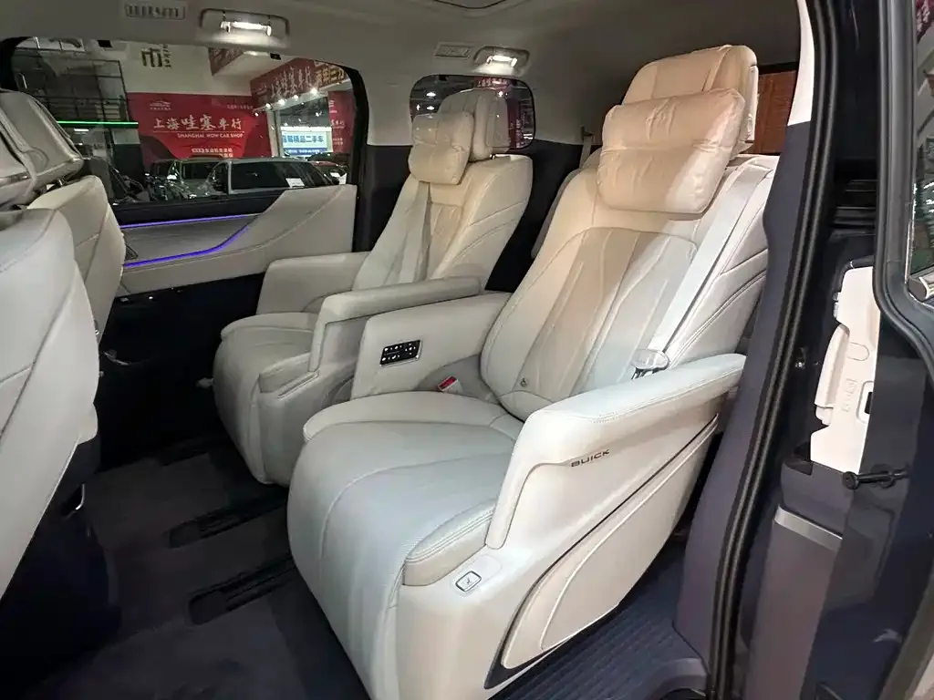 Buick GL8 Hybrid — фото 7