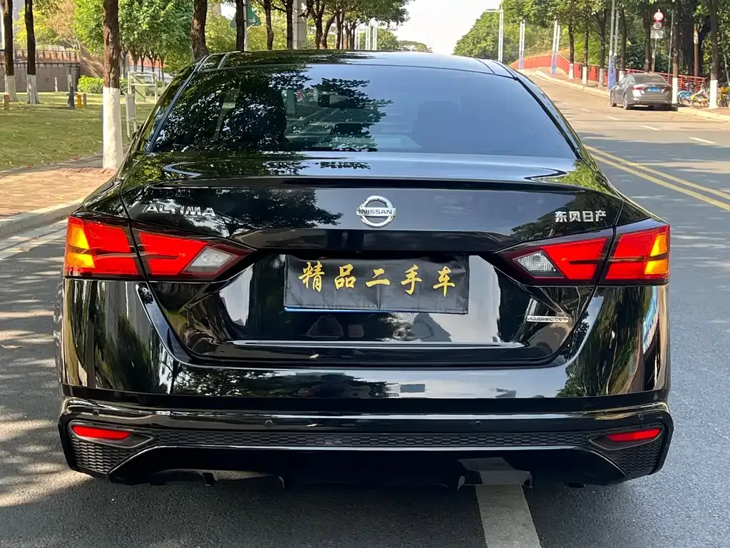 Nissan Teana — фото 5