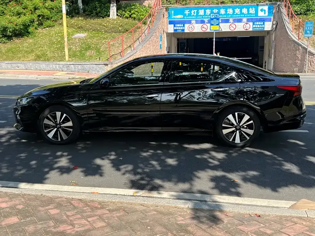 Nissan Teana — фото 8