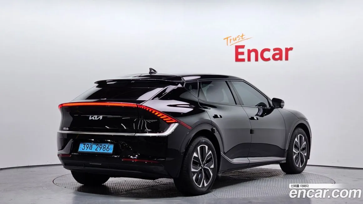 Kia EV6 — фото 2