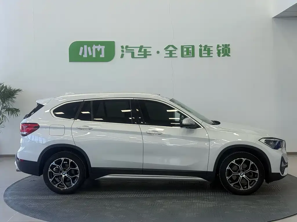 BMW X1 — фото 4