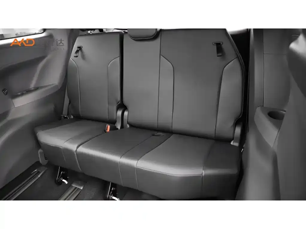 Toyota Granvia — фото 10