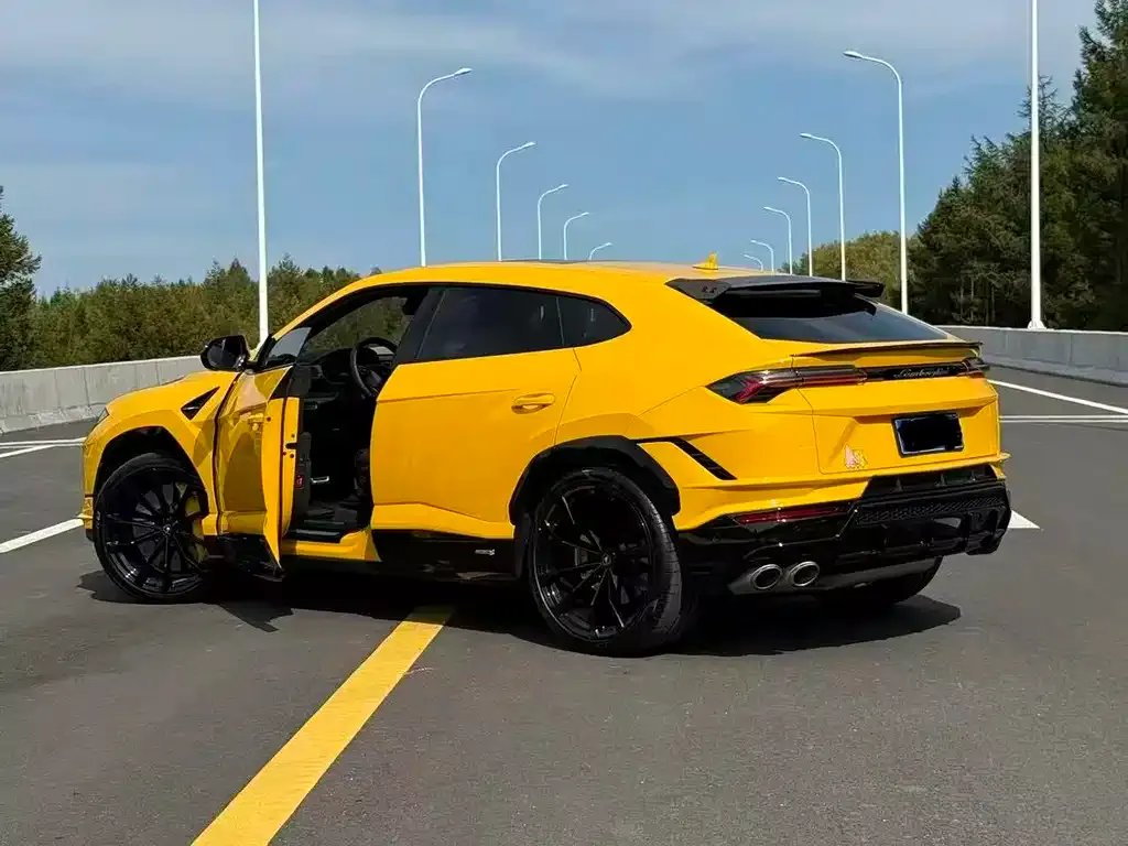 Lamborghini Urus — фото 4