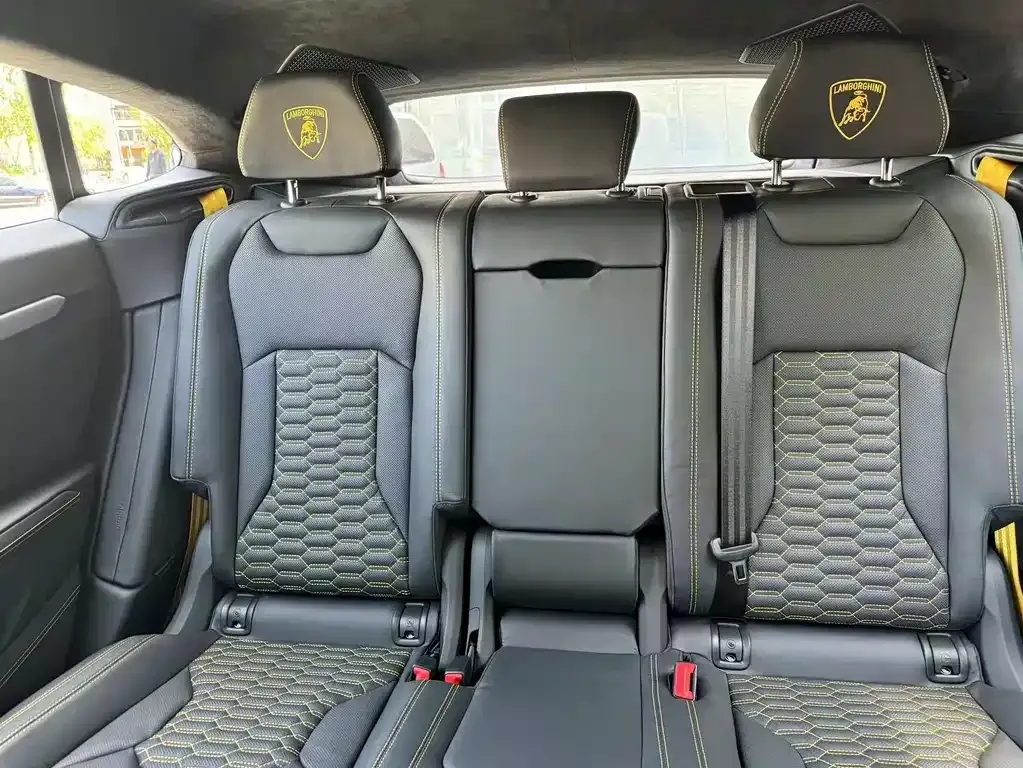 Lamborghini Urus — фото 2