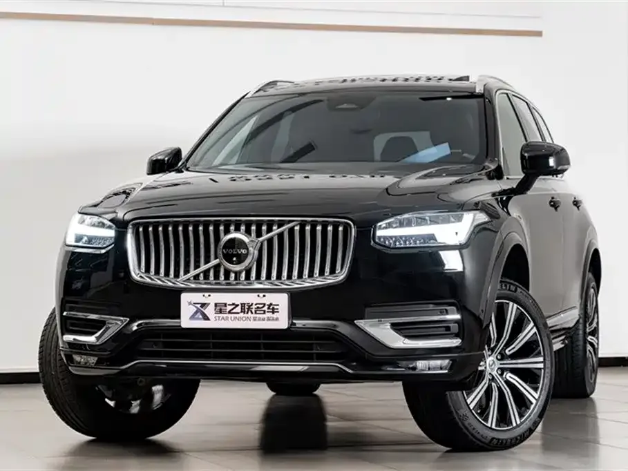 Volvo XC90 — фото 8