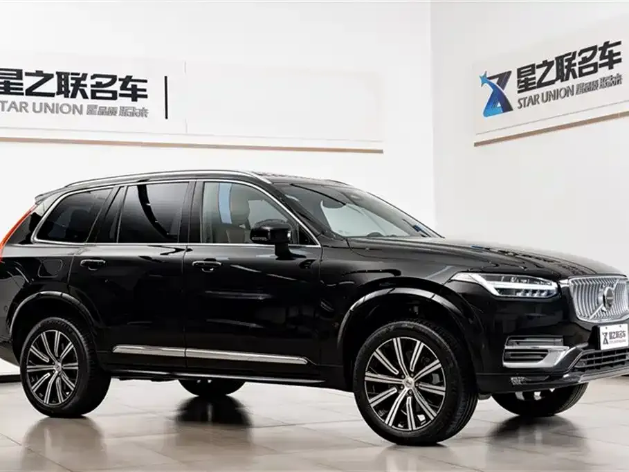 Volvo XC90 — фото 5