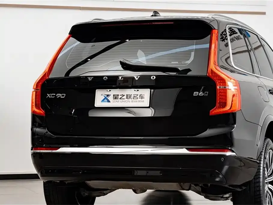 Volvo XC90 — фото 3
