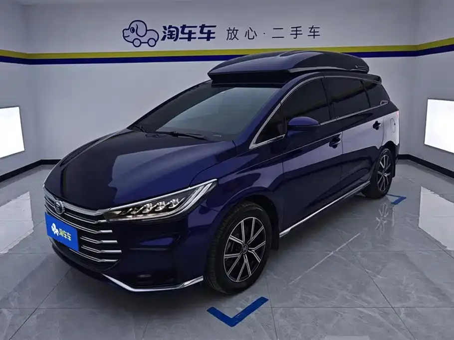 BYD MAX New Energy — фото 1
