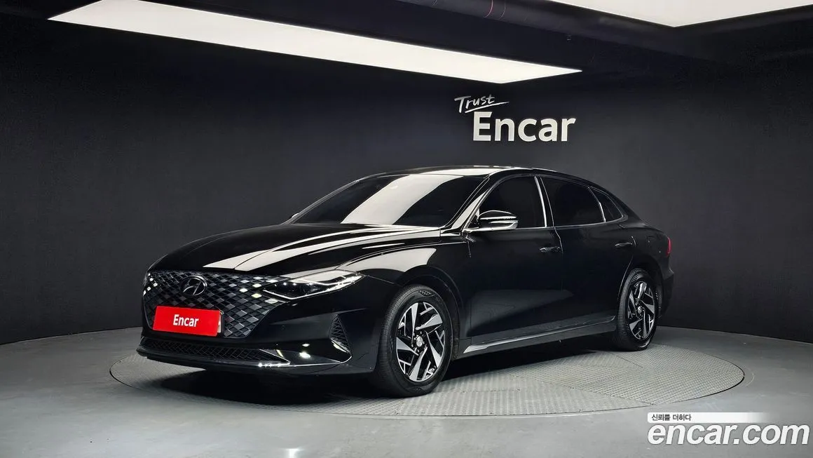 Hyundai Grandeur — фото 1
