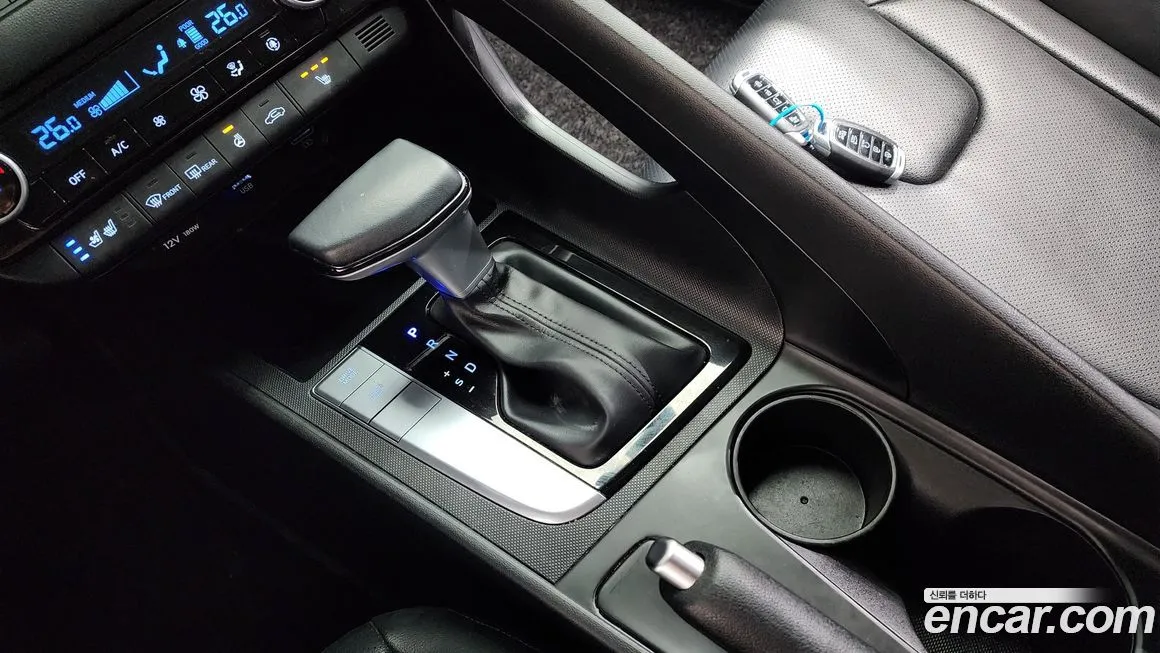 Hyundai AVANTE — фото 9