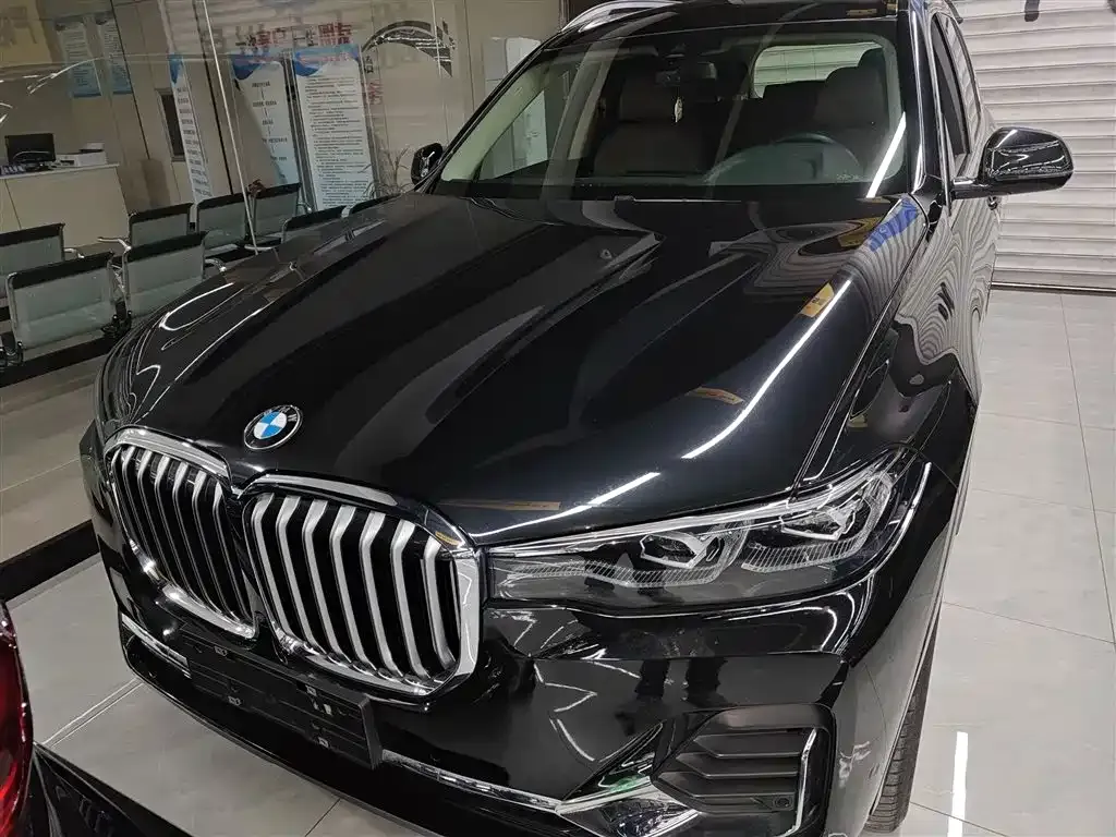 BMW X7 — фото 4