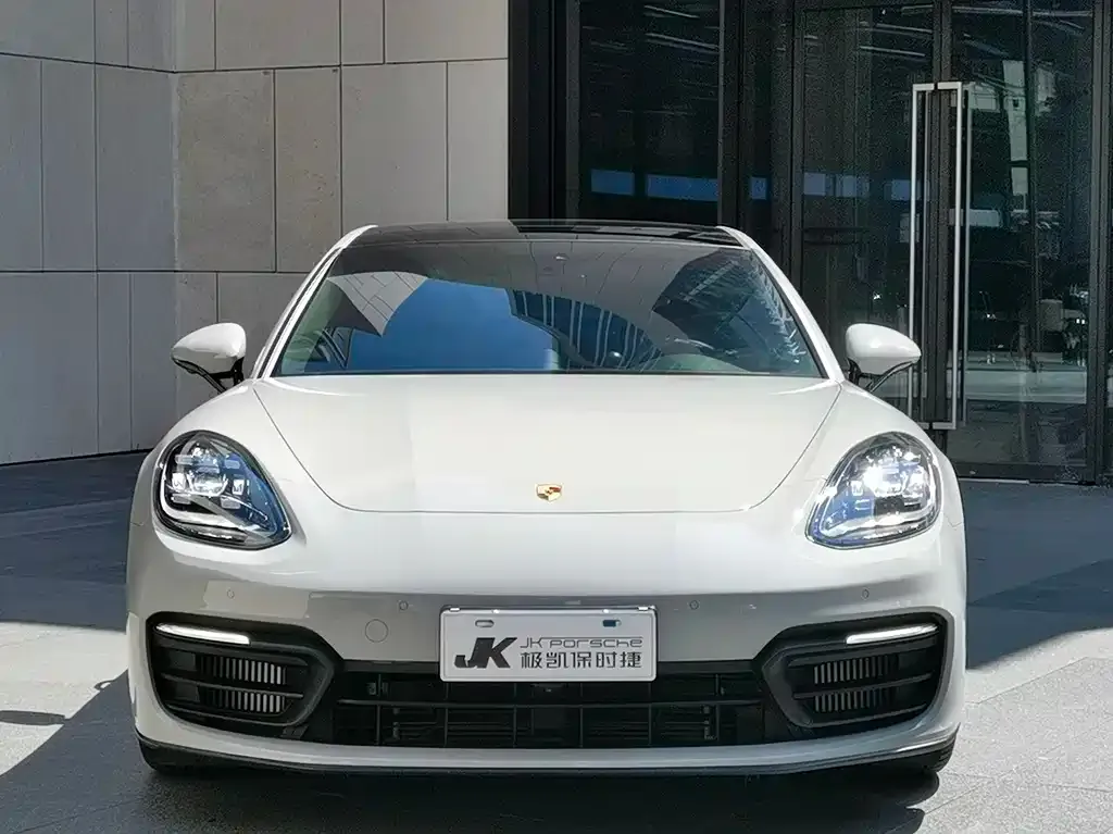 Porsche Panamera — фото 10