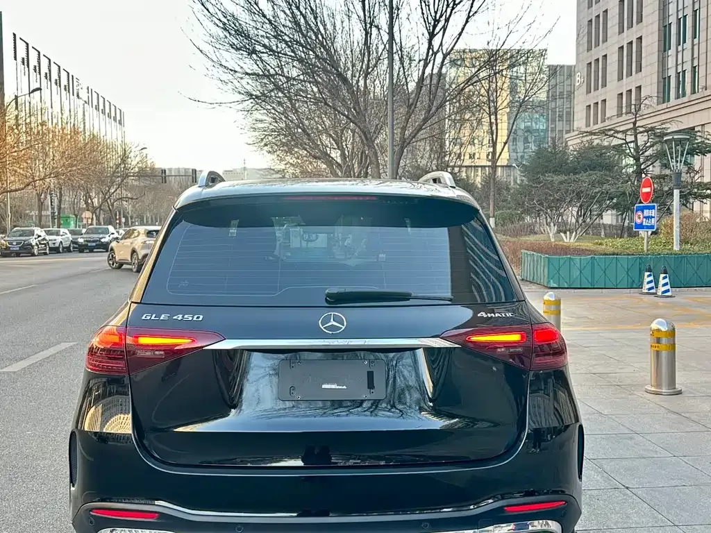Mercedes-Benz GLE — фото 7