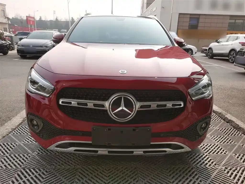 Mercedes-Benz GLA — фото 7