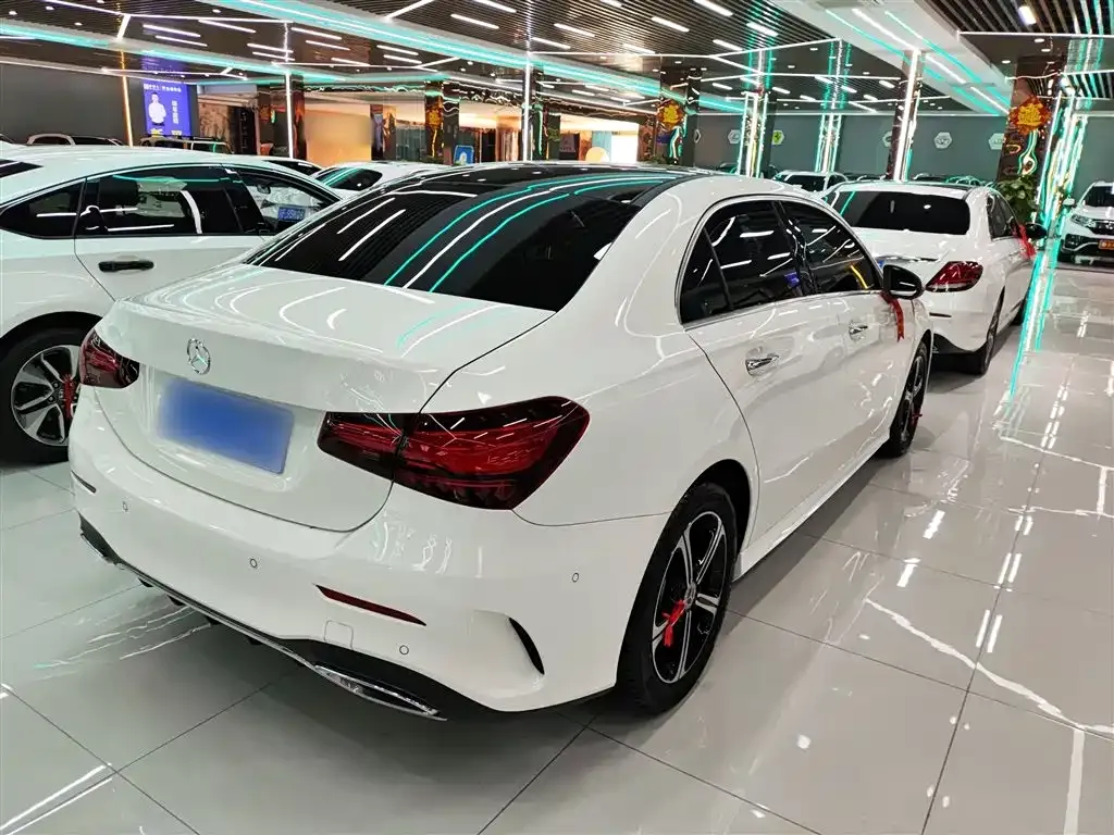 Mercedes-Benz A-Class — фото 7