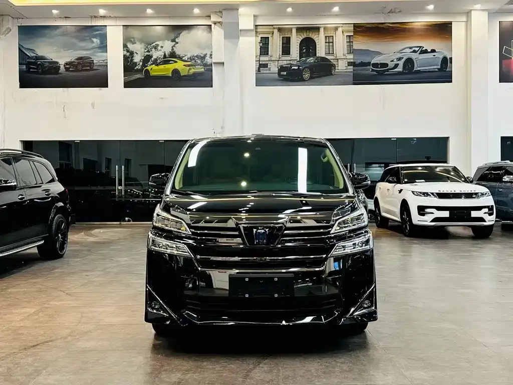 Toyota Vellfire — фото 5