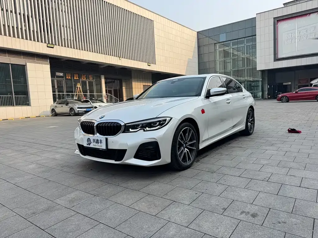 BMW 3 Series — фото 1