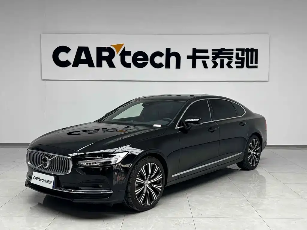 Volvo S90 — фото 1