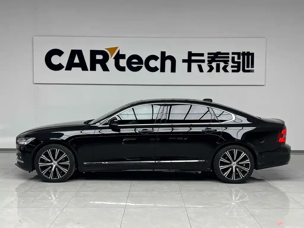 Volvo S90 — фото 9