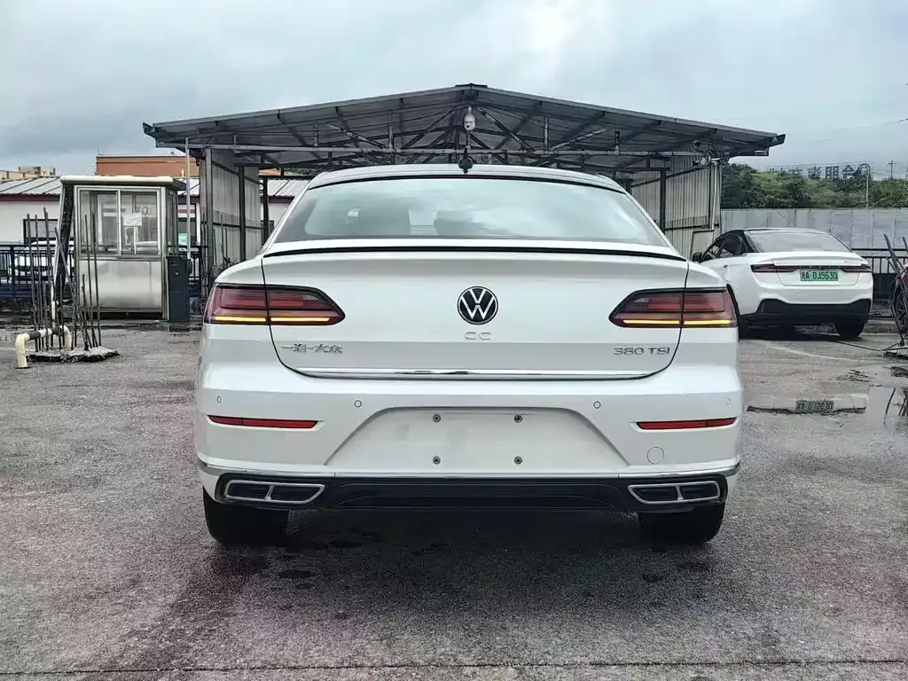 Volkswagen CC — фото 9