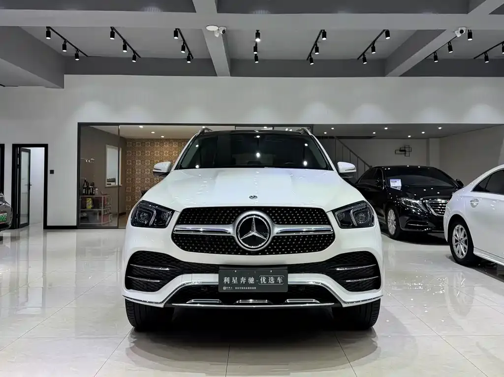 Mercedes-Benz GLE — фото 2
