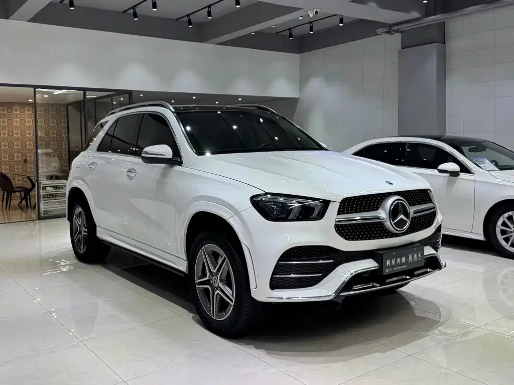 Mercedes-Benz GLE — фото 6