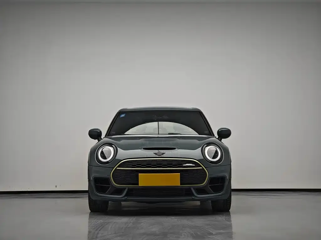 MINI Clubman JCW — фото 9