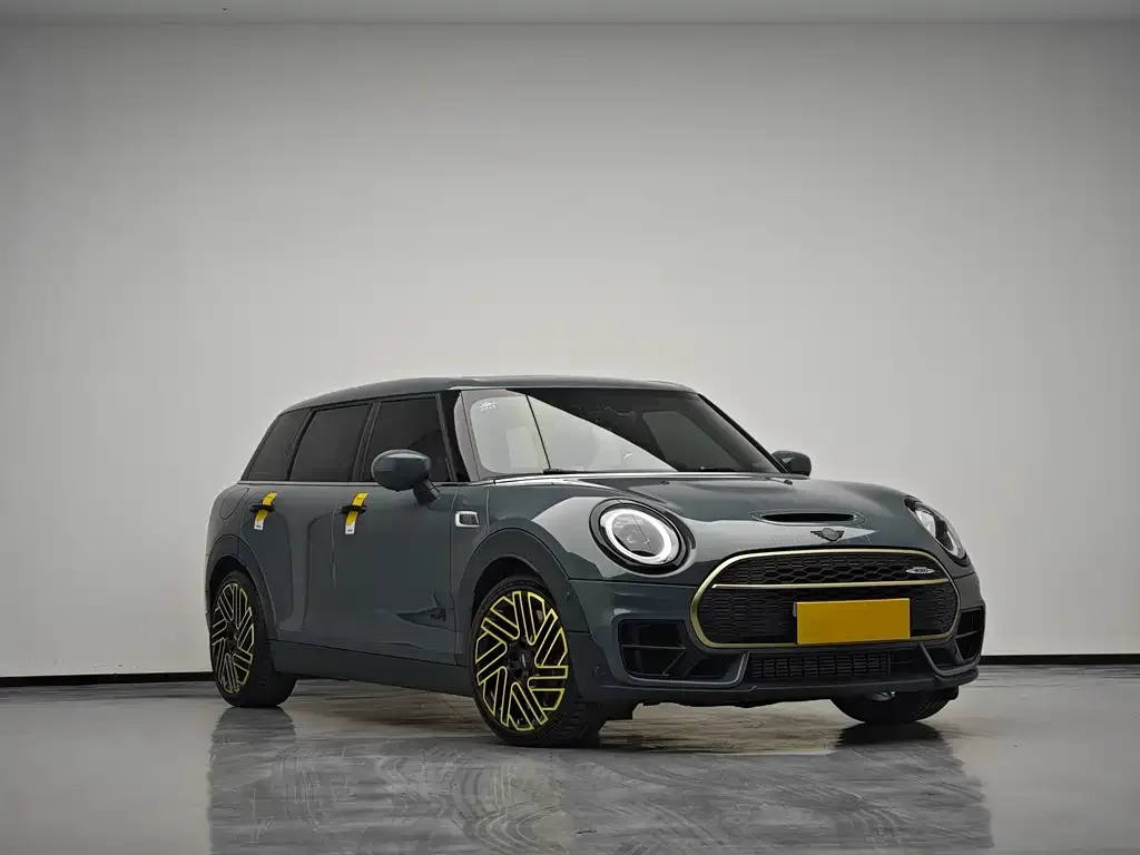 MINI Clubman JCW — фото 6