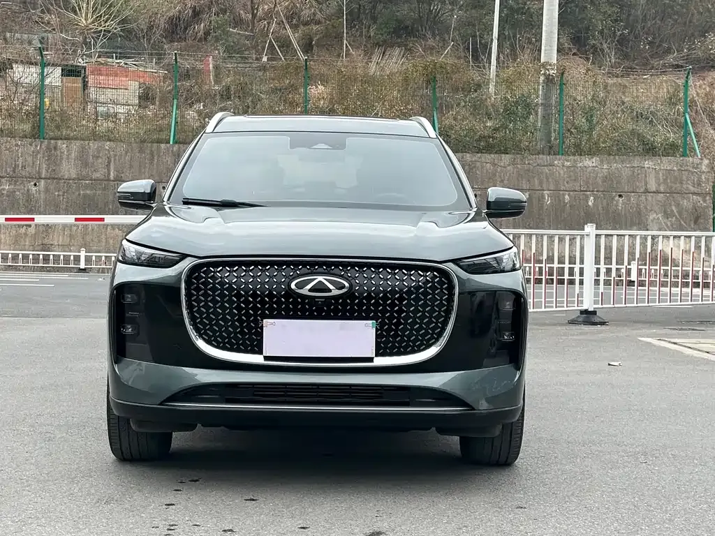 Chery Tiggo 8 PLUS — фото 7