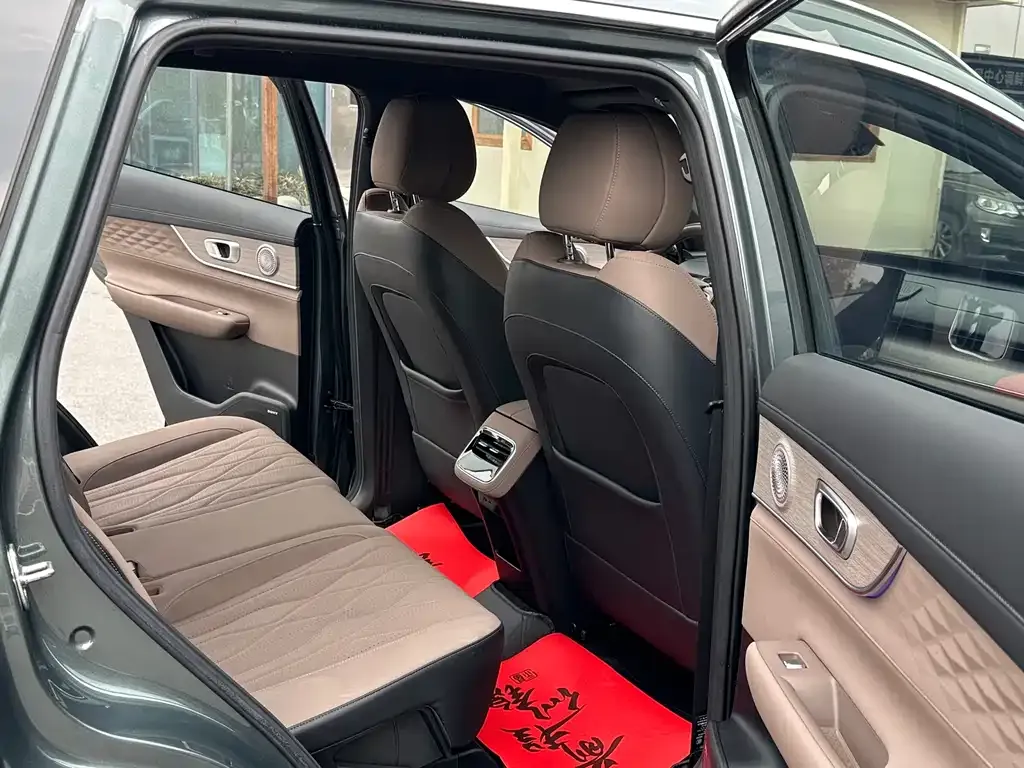 Chery Tiggo 8 PLUS — фото 2